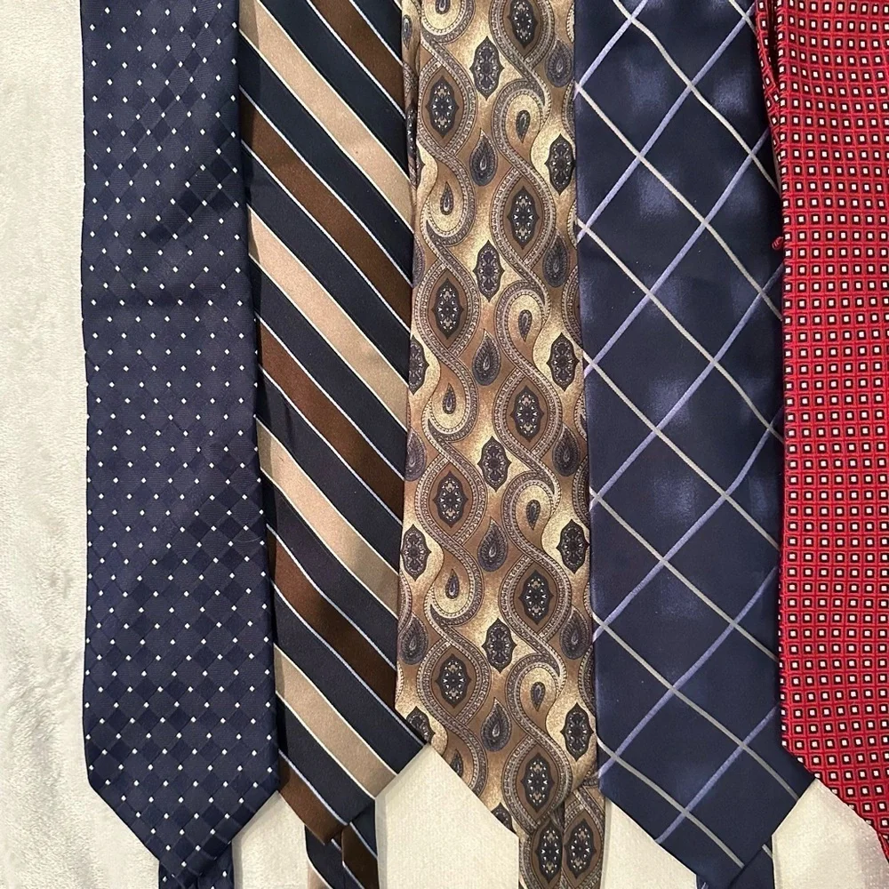 Mixed Lot of 12 Men’s Neck Ties Dept store brands Claiborne, Stafford, Alfani, x